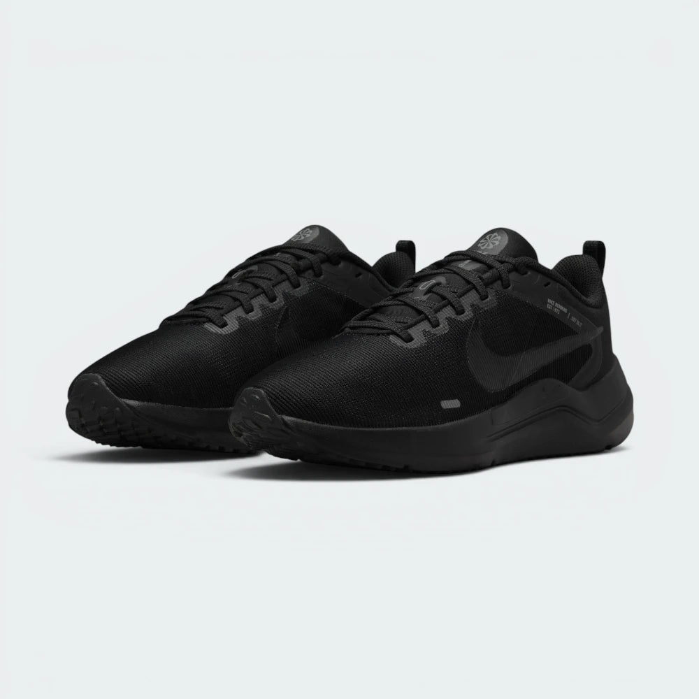 Emphasising the locked-in lightweight silhouette and the professional "Black" colour depth.