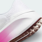 Highlights the "unreal" finish of the visible low-height Zoom Air window and the stable wrapping chassis.