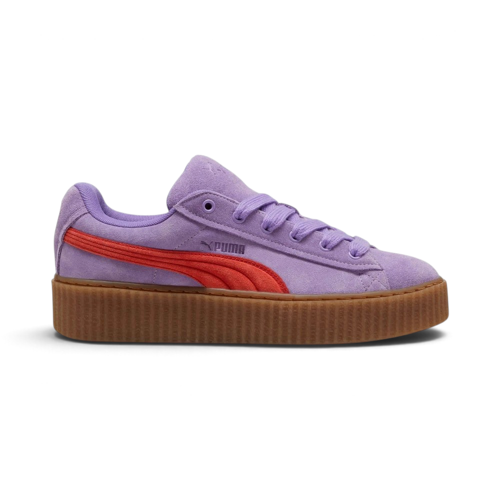 Highlights the high-velocity "Burnt Red" Formstrip and the professional depth of the stacked gum sole. Main image