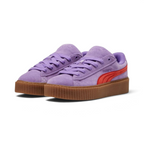 Emphasising the locked-in regular fit and the professional "Lavender" colour depth.