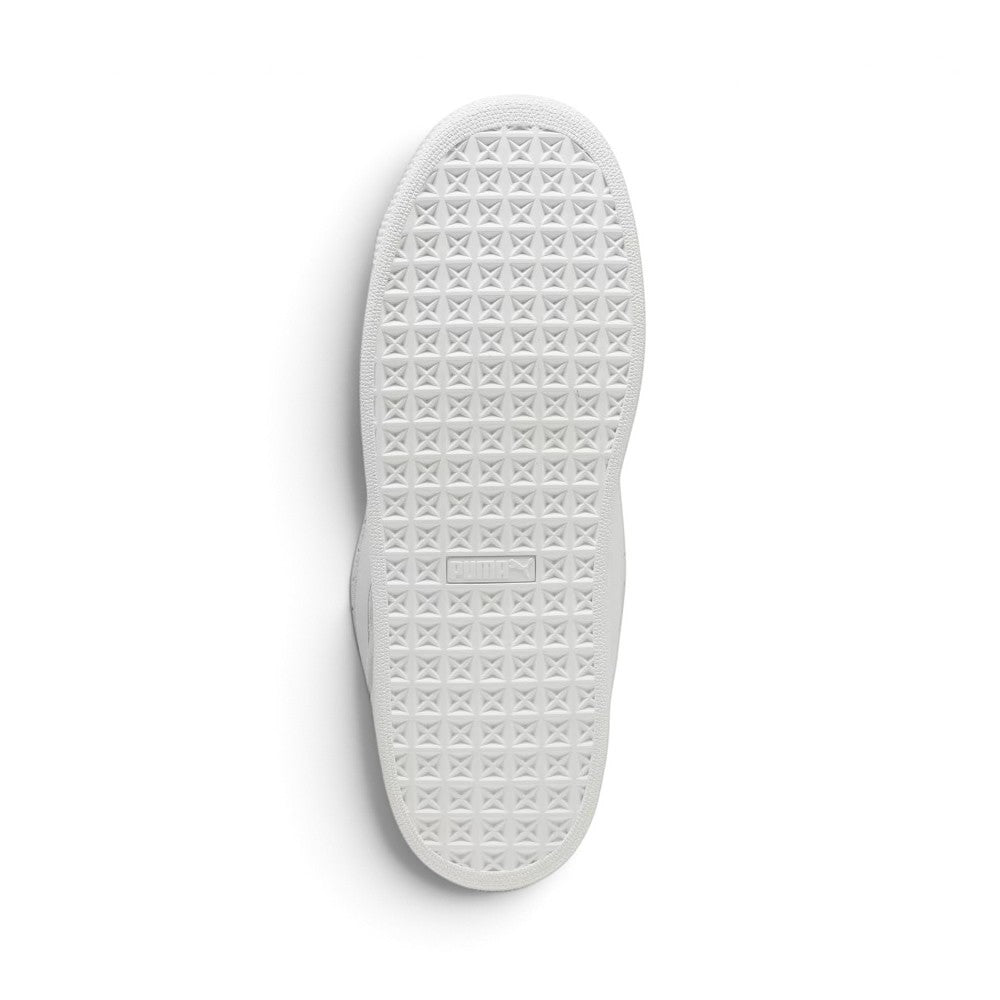 Full-length bottom view displaying the durable white rubber outsole featuring the signature cross-hatch grip texture, perimeter traction grooves, forefoot pivot circle, and recessed central PUMA branding logo.