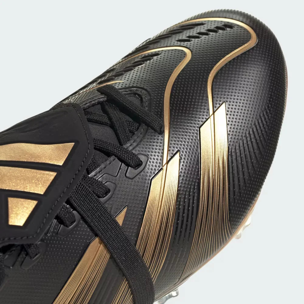 A close-up of the fold-over tongue elastic and the precision-engineered strike zone.