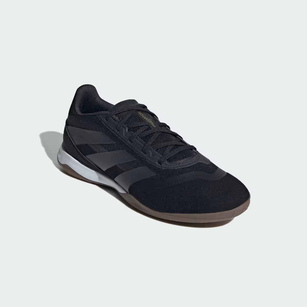 Emphasising the locked-in low-profile silhouette and the professional "Carbon" colour depth.