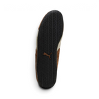 Displays the technical rubber tread designed for unreal indoor-inspired grip.