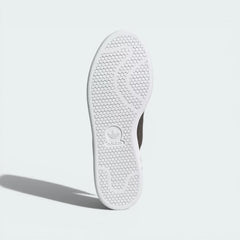 Outsole View: The classic pimpled rubber tread pattern, showcasing the uniform Cloud White finish.