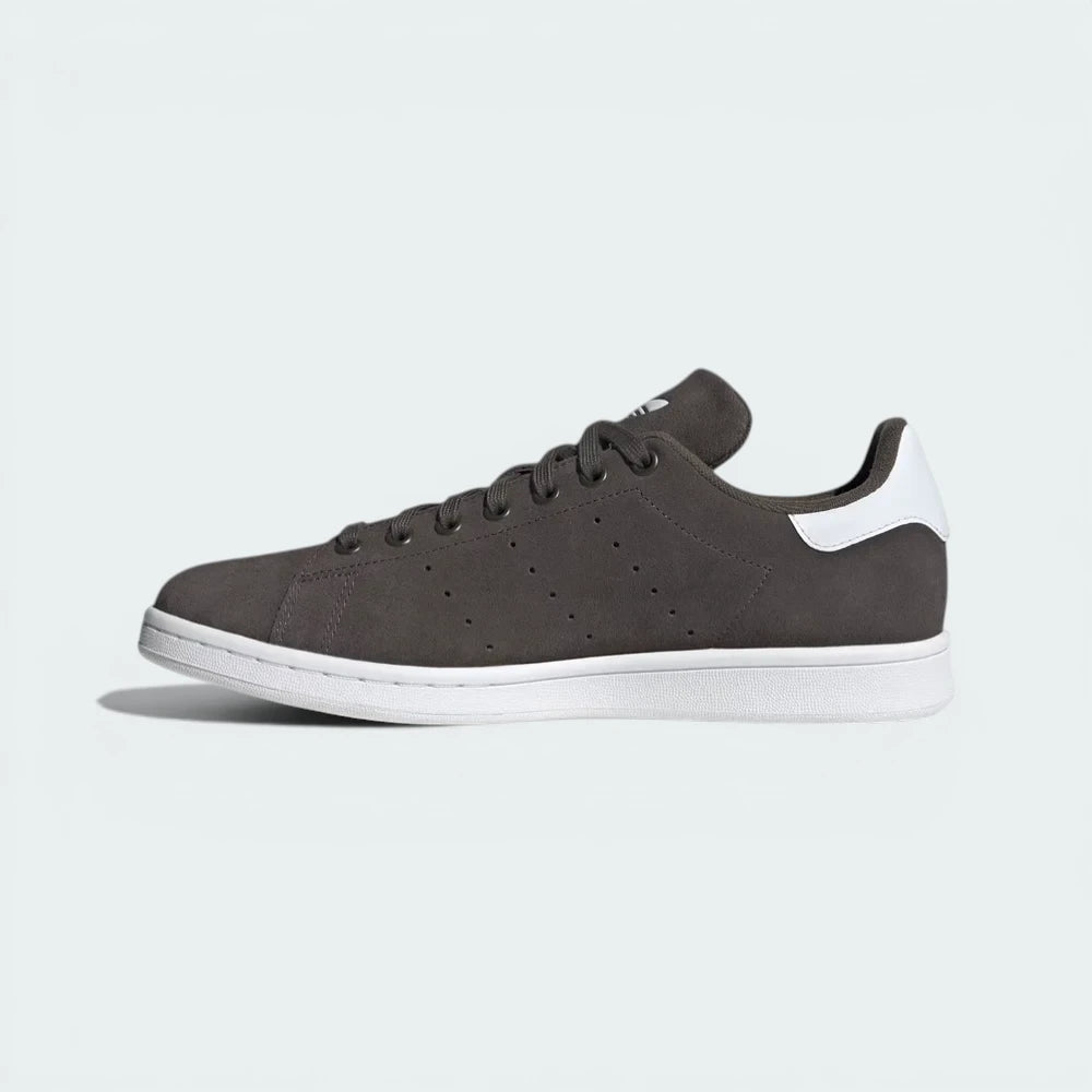 Inside view showing the clean suede finish and perforated three stripes