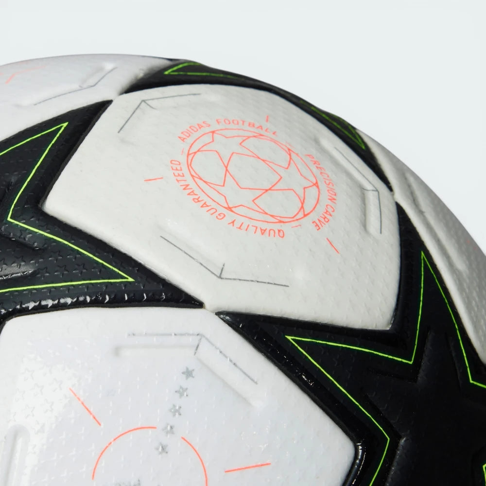 Zoom looking at the Aurora Black stars and metallic finish, showcasing the premium materials and "Quality Pro" branding.
