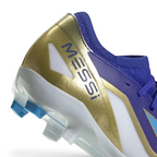 Highlights the "unreal" clean finish of the soleplate chassis and the stable integration of the responsive forefoot studs.