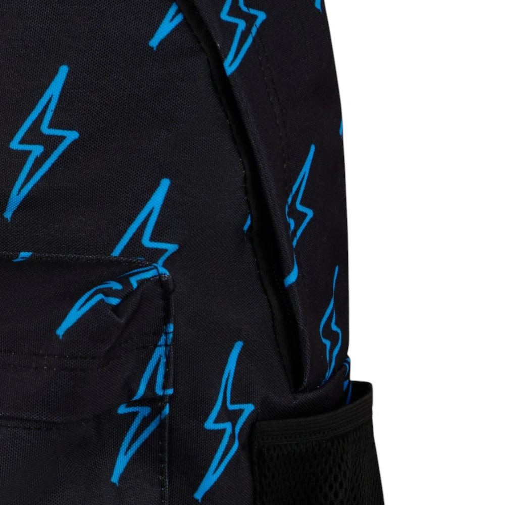 Zoom into the side showing the front pocket and bottle holder