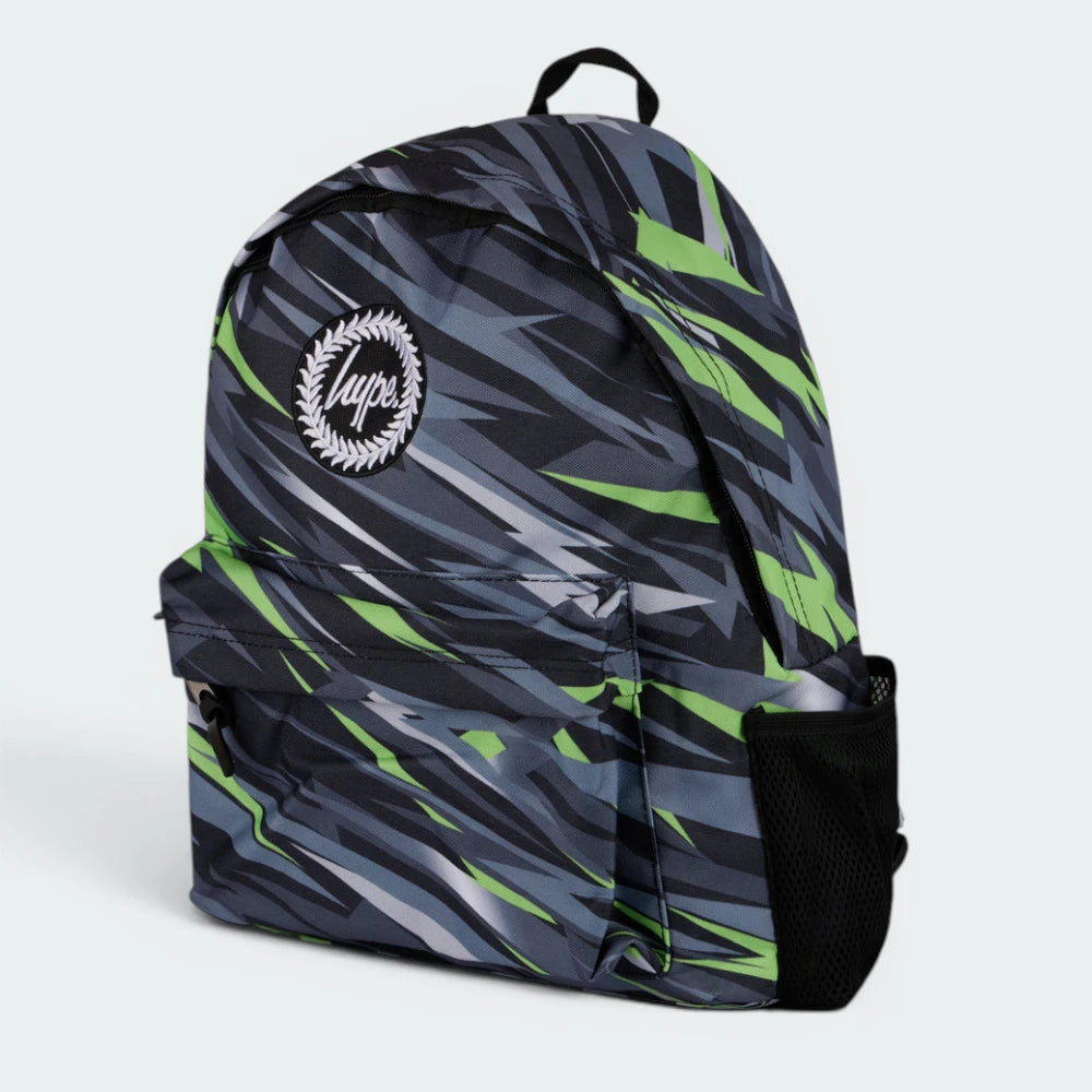 Highlights the high-velocity Airtex mesh bottle holder and the professional depth of the padded base.
