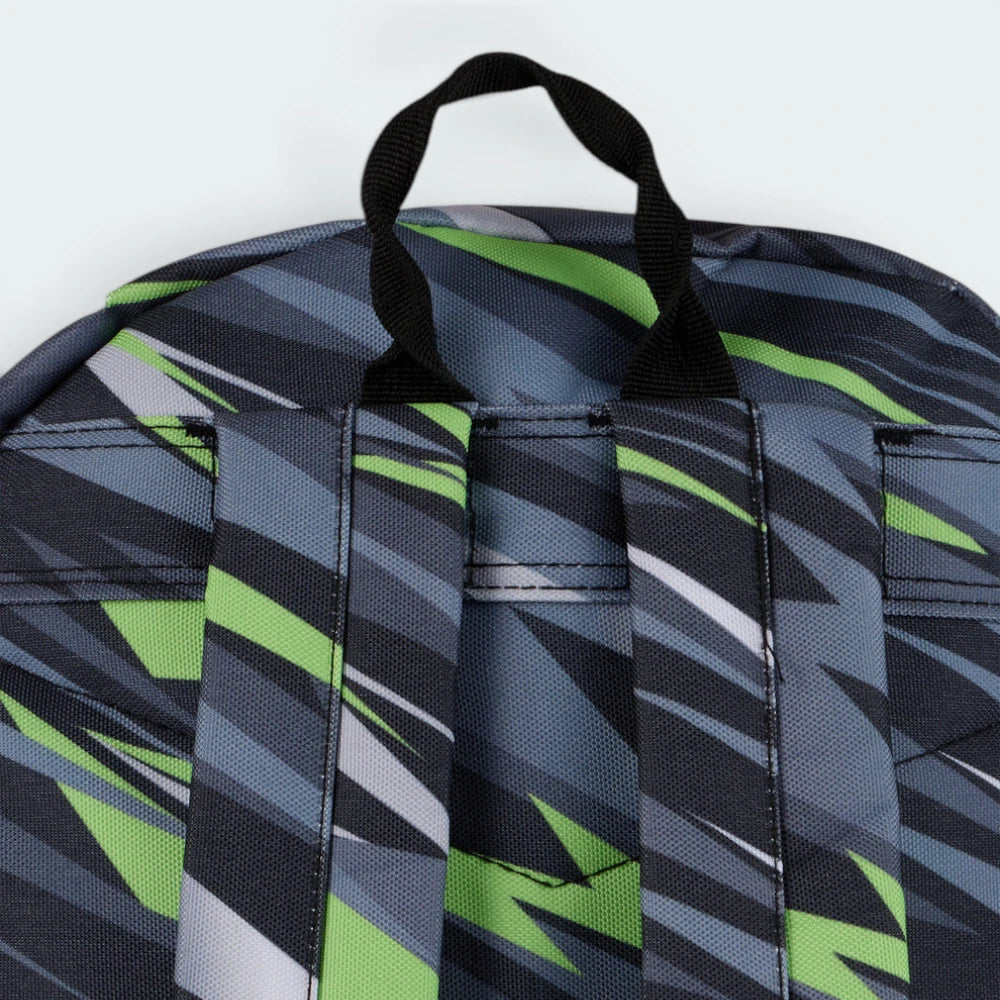 Focuses on the padded back panel and the professional webbing grab handle.