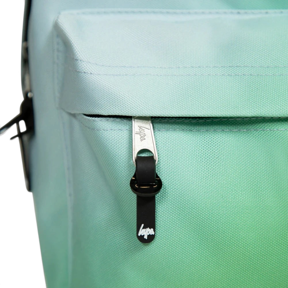 Displays the high-definition pattern and the precision of the front pocket zip.