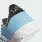 Focusing on the reinforced heel tab and the seamless transition into the vulcanized sole.
