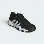 Emphasising the low-profile athletic silhouette and the professional "Core Black" colour harmony.