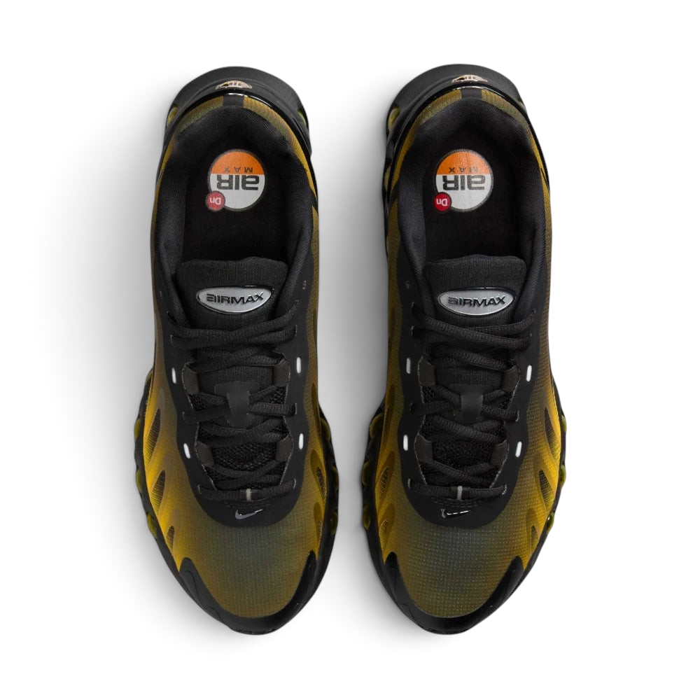 Focuses on the "locked-in" lacing system and the professional finish of the lightweight mesh upper.