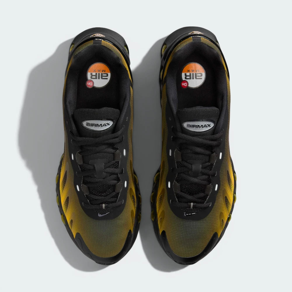 Focuses on the "locked-in" lacing system and the professional finish of the lightweight mesh upper.