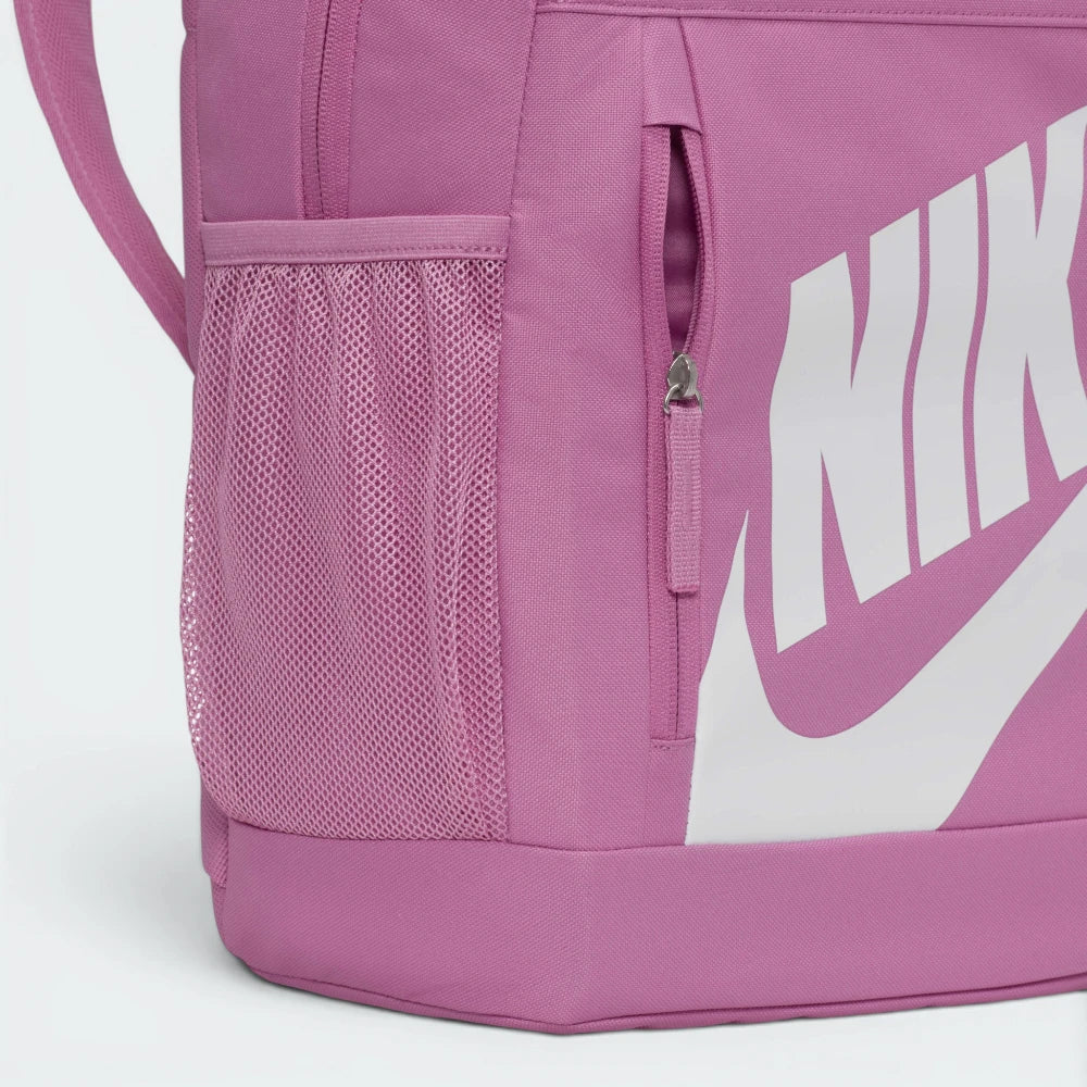 Highlights the high-velocity large side bottle pocket and the professional depth of the 20L silhouette.