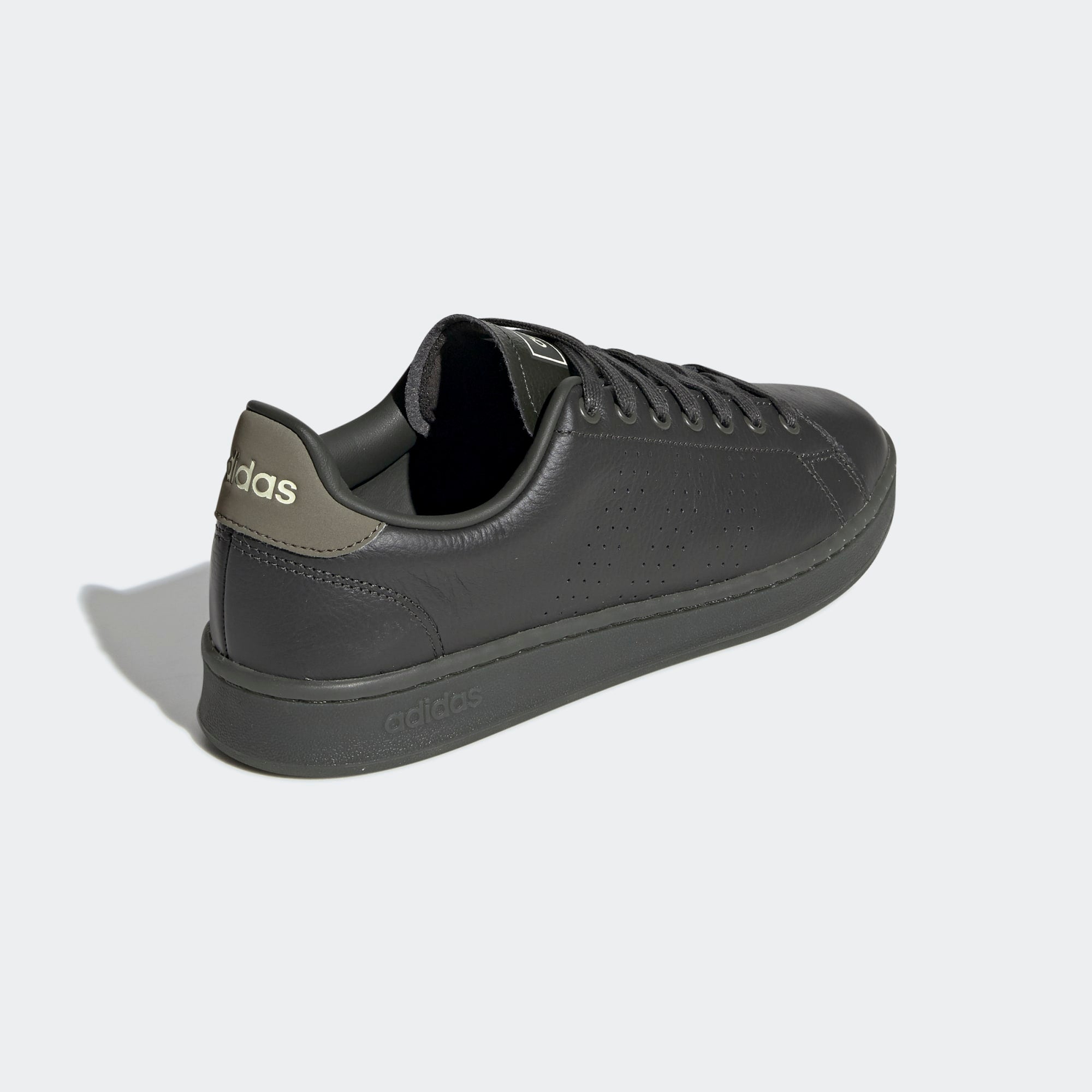 Adidas advantage nubuck deals