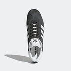 Top-down view of adidas Originals Gazelle Men's trainers showing tongue, laces, and heel tabs