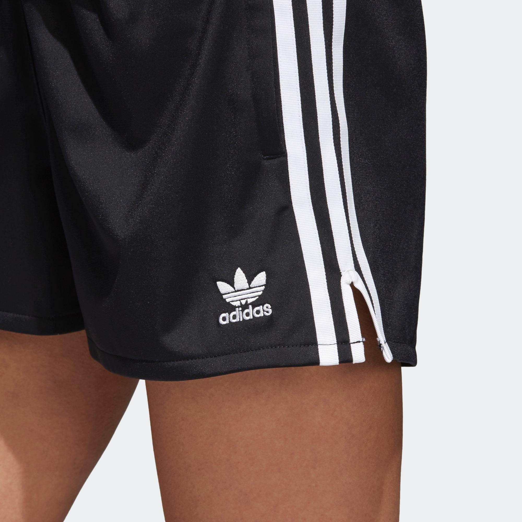 tradesports.co.uk Adidas Women's Adicolor 3 Stripe Shorts CY4763