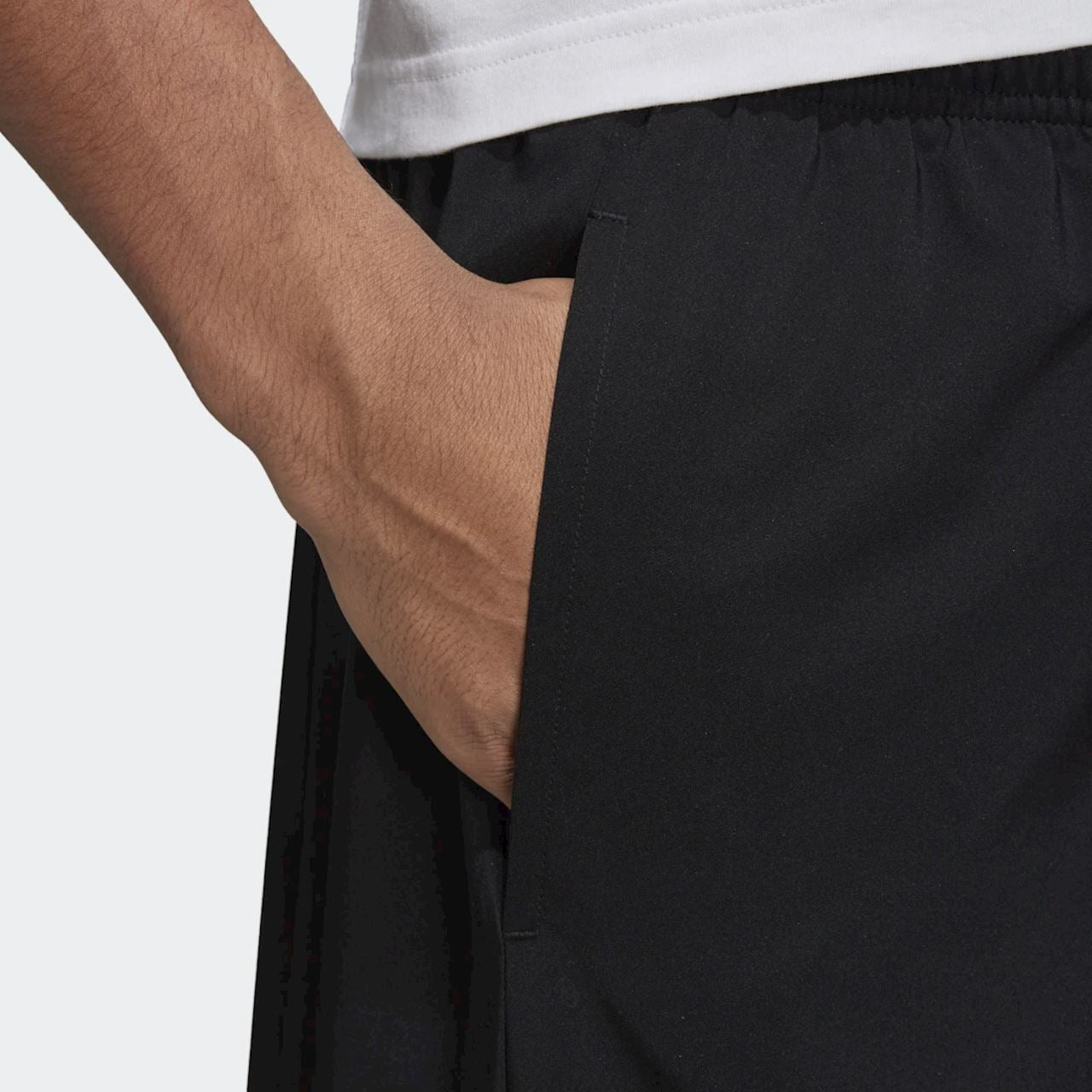 tradesports.co.uk Adidas Essentials Men's Plain Chelsea Shorts - Black