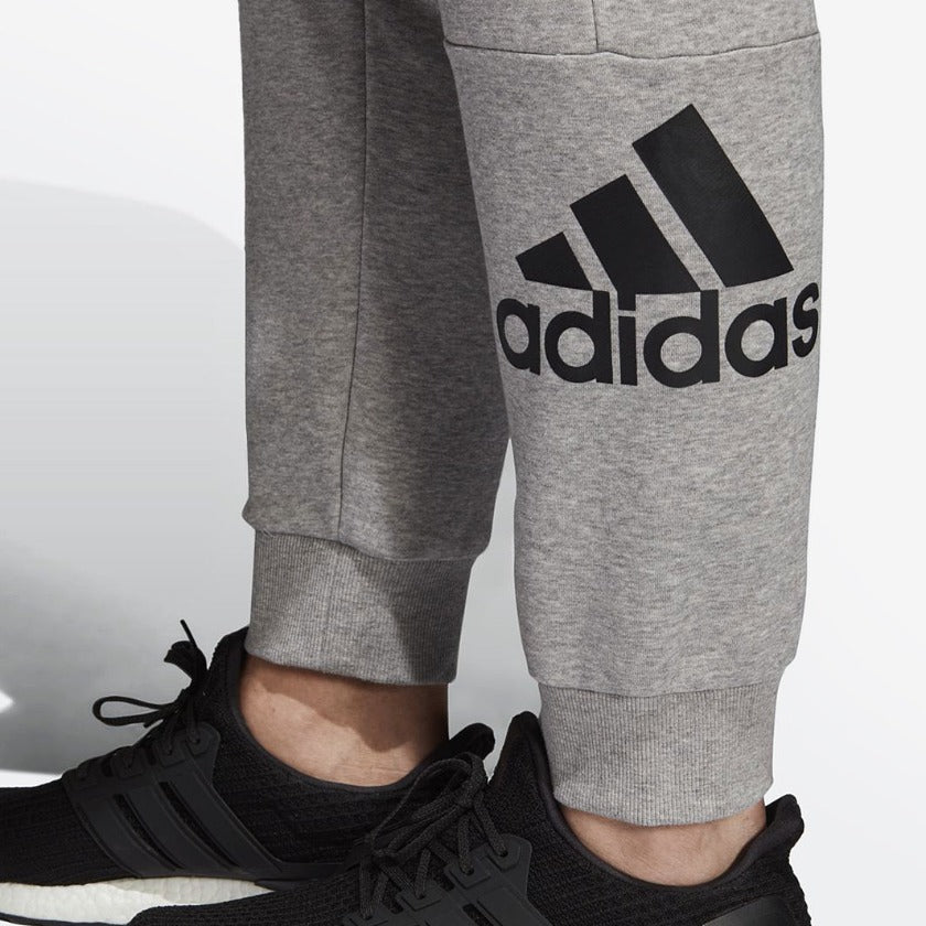 tradesports.co.uk Adidas Essentials Men's Badge of Sports Track Pants DT9959