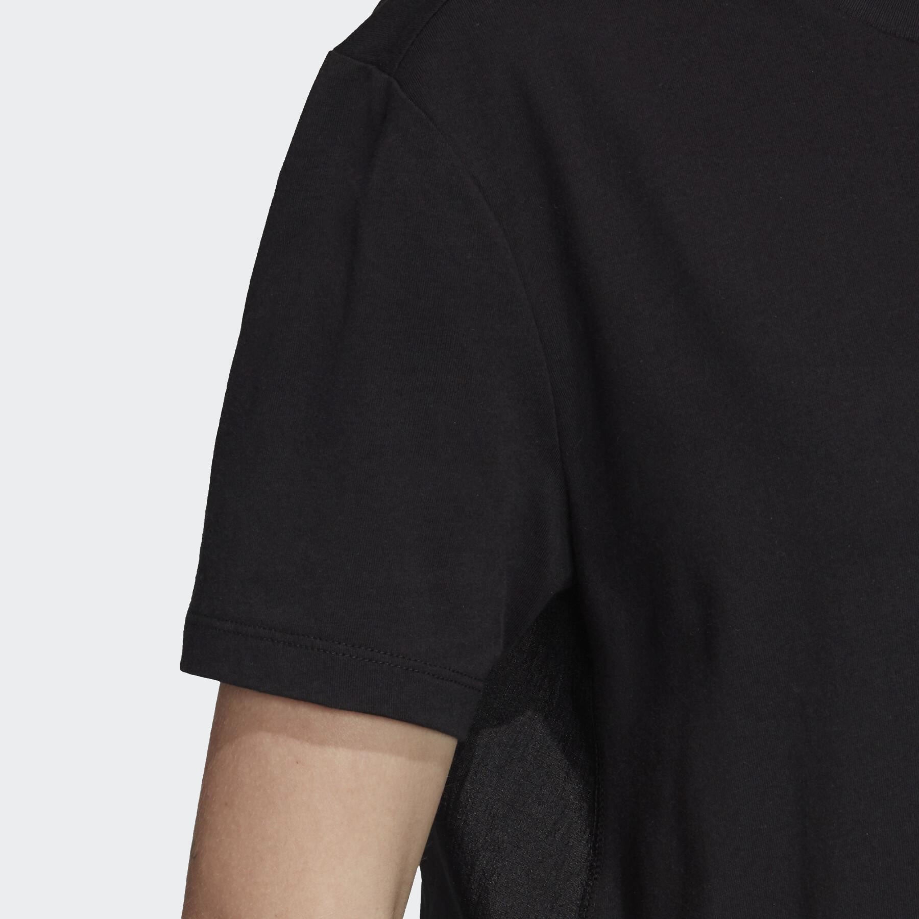 tradesports.co.uk Adidas Women's Trefoil Tee Shirt FL4116 UK 6