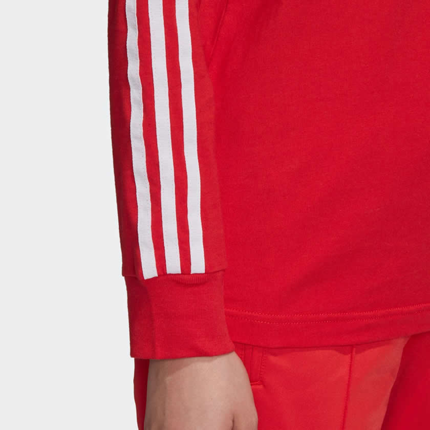 tradesports.co.uk Adidas Originals Women's 3 Stripes Tee Shirt - Red