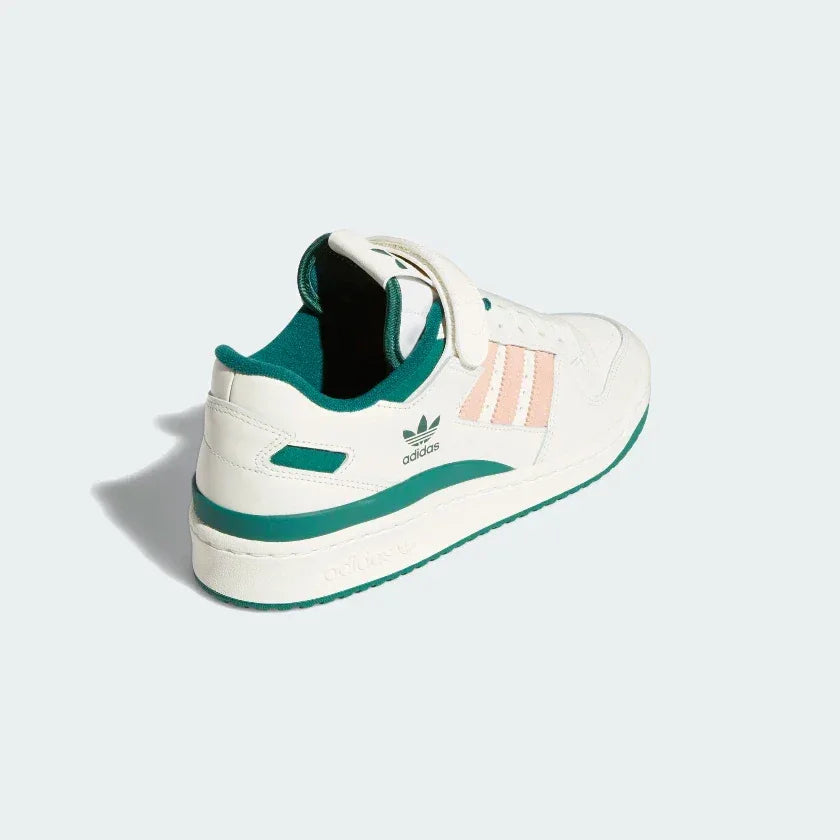 Rear view of the Adidas Forum 84 Low Men's off-white trainers, focusing on the padded collar and Adidas Trefoil logo on the heel.