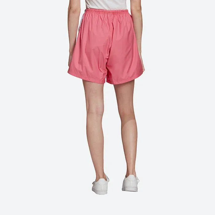 Adidas Women's Adicolor Ripstop Long Shorts H37754 Size 4 Secondary image
