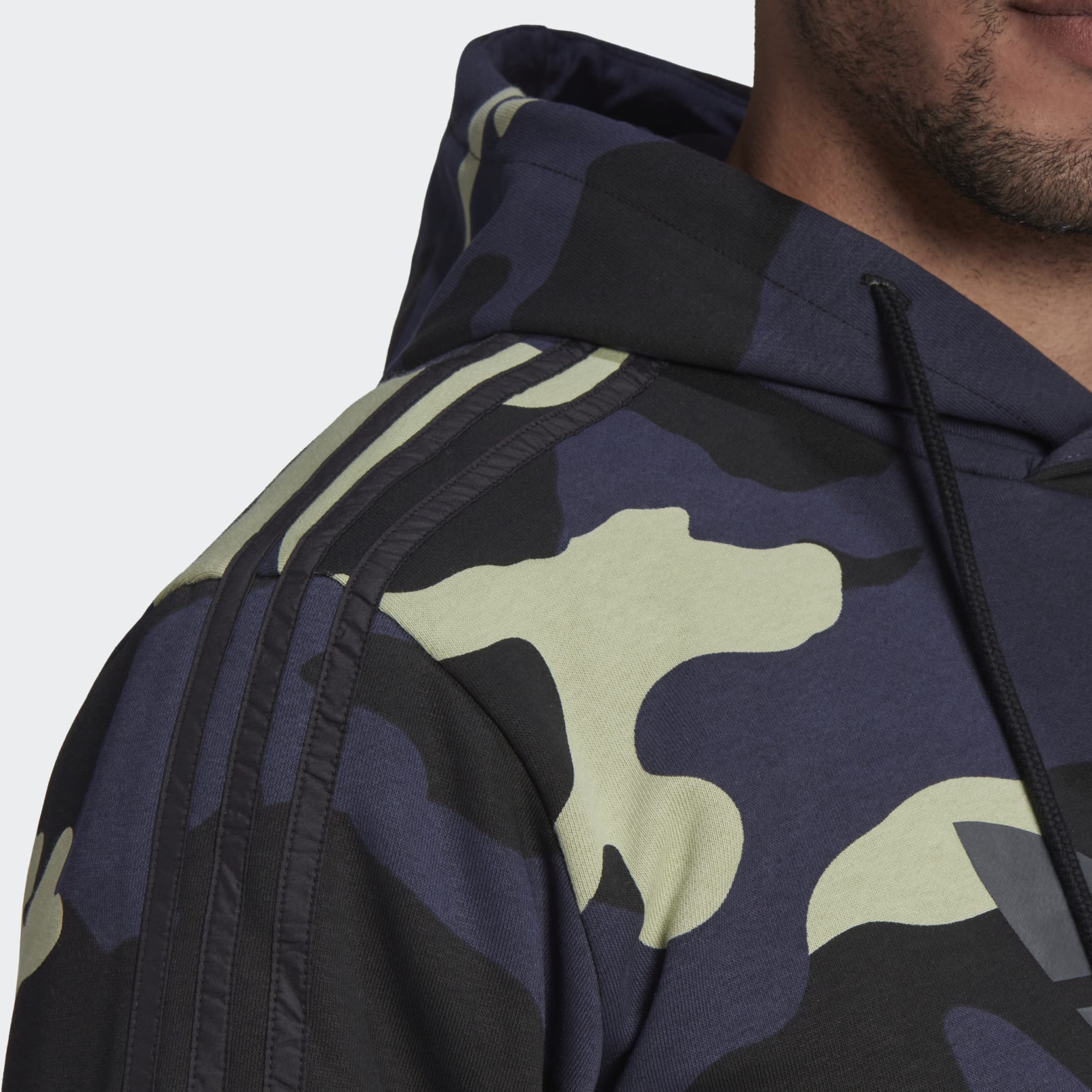 tradesports.co.uk Adidas Men's Trefoil Camo Hoodie HF4882