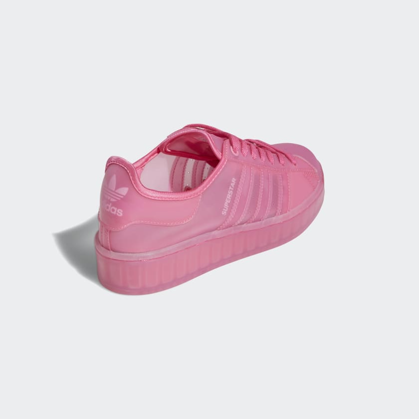 Light pink 2025 superstar adidas shoes
