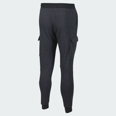 Under Armour Men's Fleece Cargo Tracksuit in black, back view showcasing the plain back of the  cargo pockets on the joggers.